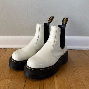 Dr Martens 2976 Quad Chelsea Boots